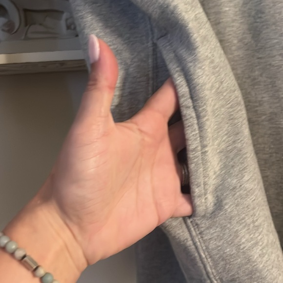 J.Crew oversized zip up sweater with pockets - Picture 2 of 4